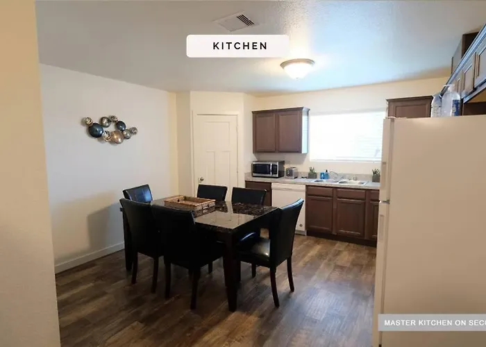 3 Story, 3 Bdrm, 4 Beds, 2 Bath, North Houston, Iah - 10B